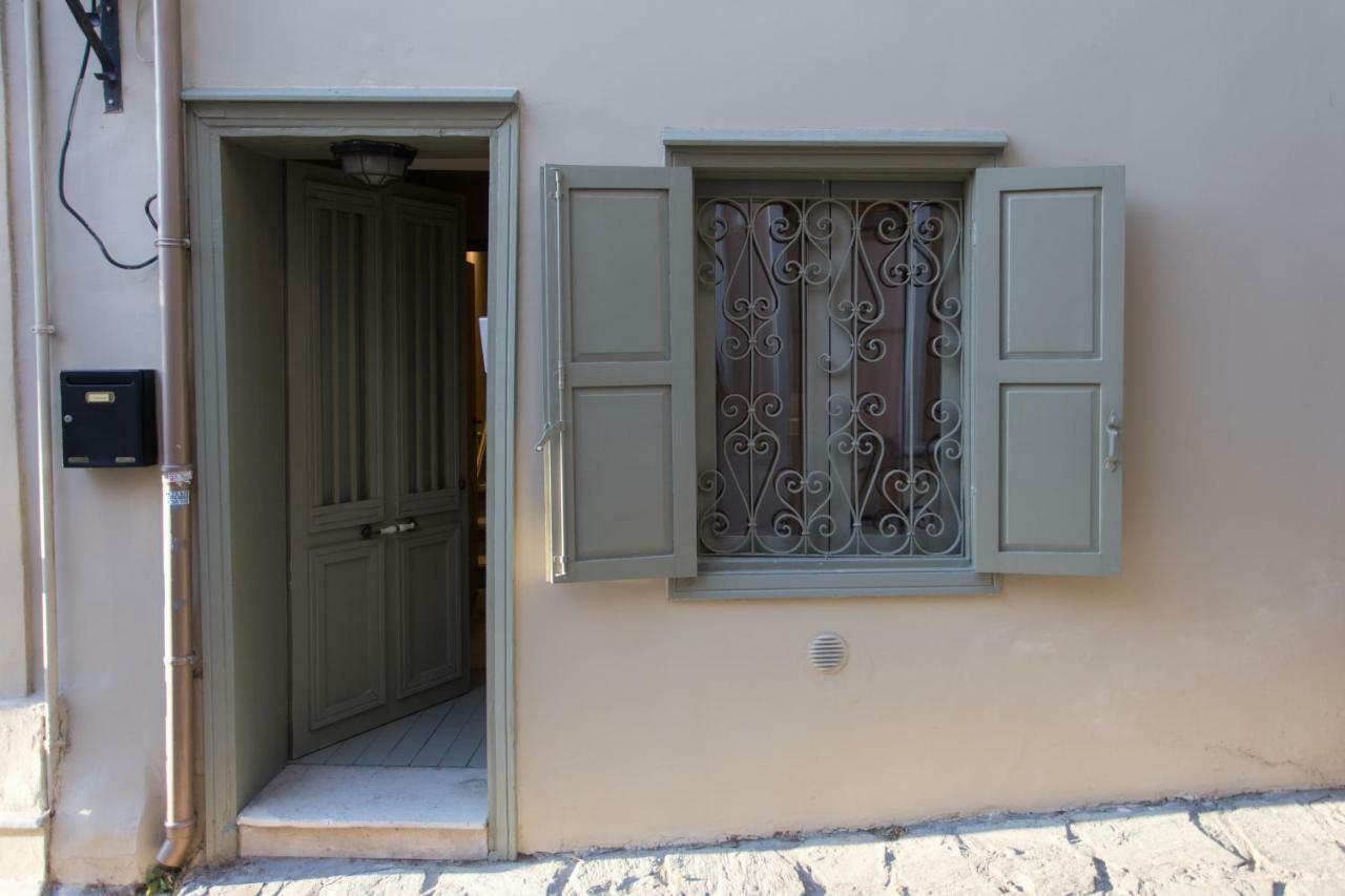 Plaka360 Apartments Афины Экстерьер фото