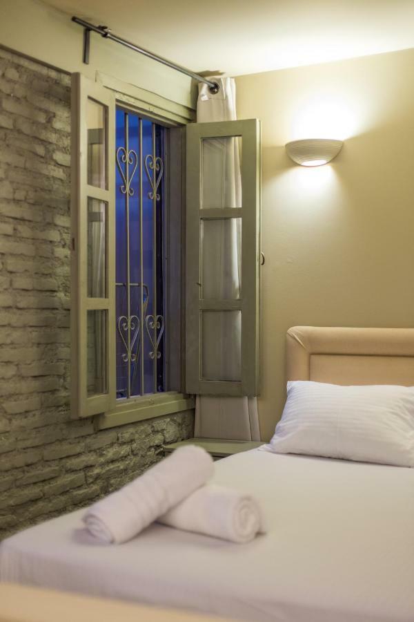Plaka360 Apartments Афины Экстерьер фото